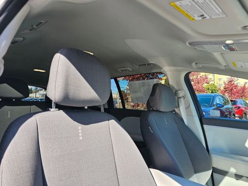 New 2026 Hyundai Ioniq 9 SE image 11