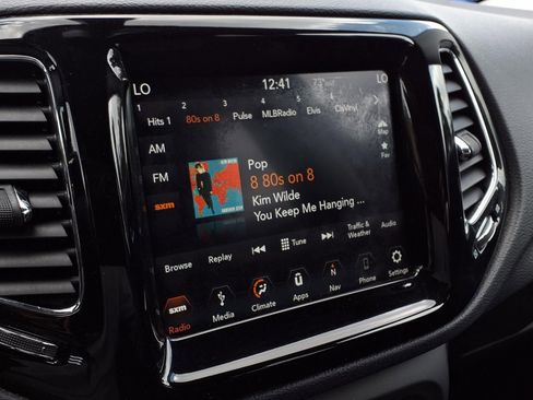 Used 2019 Jeep Compass Latitude AWD/4WD image 7