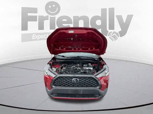 Used 2022 Toyota Corolla Cross LE image 30