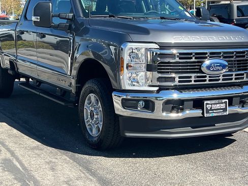 New 2026 Ford F350 XLT w/ FX4 Off-Road Package AWD/4WD image 11