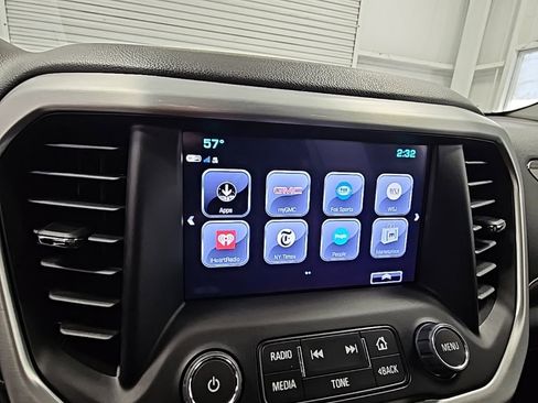 Used 2019 GMC Acadia SLT image 18