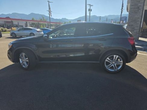 Used 2015 Mercedes-Benz GLA 250 4MATIC image 9