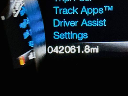 Used 2016 Ford Mustang GT Premium w/ Equipment Group 401A RWD image 19