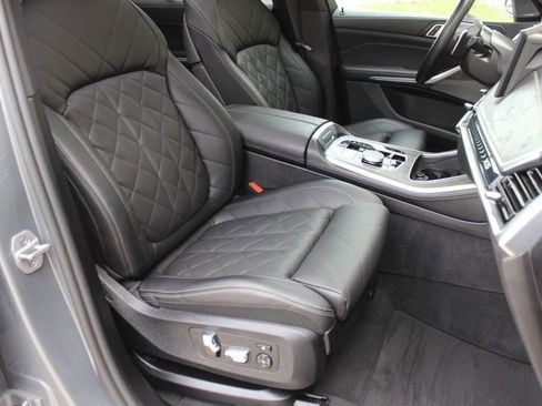Used 2025 BMW X5 xDrive40i image 23