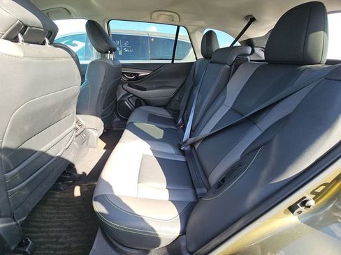 Used 2025 Subaru Outback Onyx Edition AWD/4WD image 10