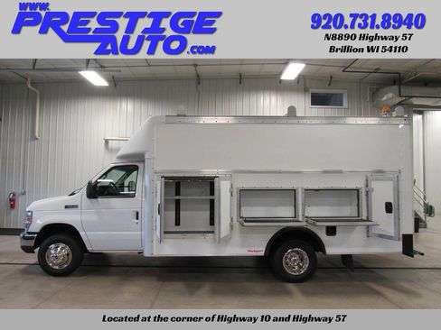 Used 2019 Ford E-450 and Econoline 450 Super Duty w/ Power Windows & Locks Group RWD image 21