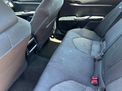 Used 2019 Toyota Camry LE FWD image 12