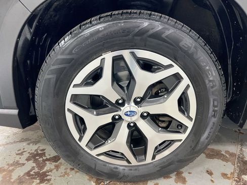 Used 2022 Subaru Forester Premium AWD/4WD image 22
