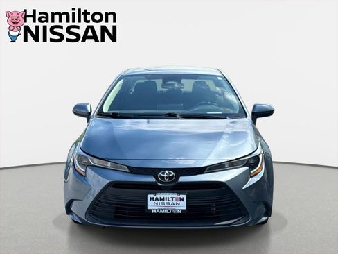 Used 2023 Toyota Corolla LE FWD image 6