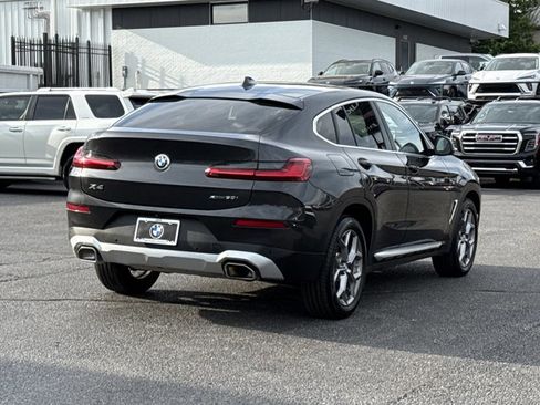 Used 2024 BMW X4 xDrive30i AWD/4WD image 3
