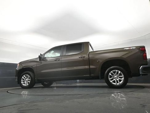 Used 2023 Chevrolet Silverado 1500 LT AWD/4WD image 26
