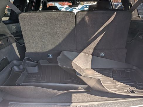 Used 2024 Jeep Grand Cherokee L Overland w/ Trailer Tow Package image 36