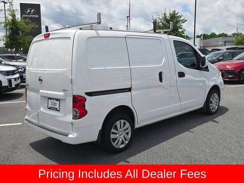Used 2019 Nissan NV200 SV w/ Navigation Package FWD image 3