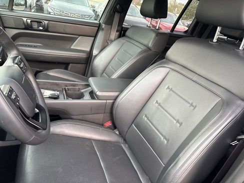 Certified 2025 Hyundai Santa Fe Calligraphy image 4