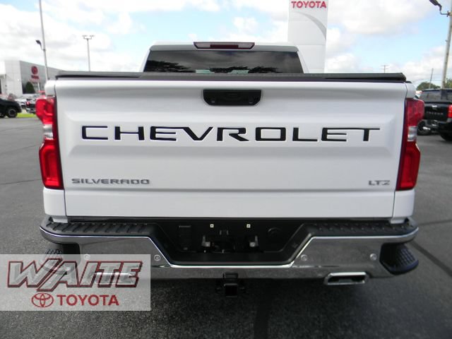 Used 2023 Chevrolet Silverado 1500 LTZ AWD/4WD image 3