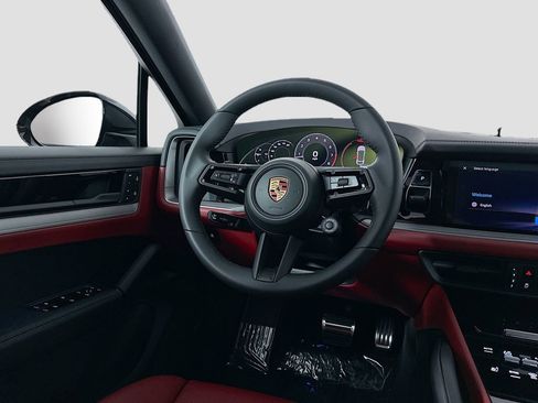 New 2026 Porsche Cayenne S image 25