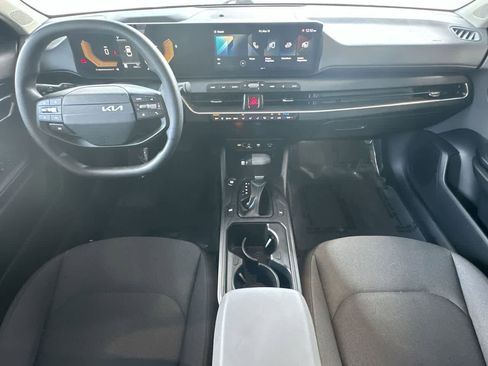 Used 2025 Kia K4 FWD image 24