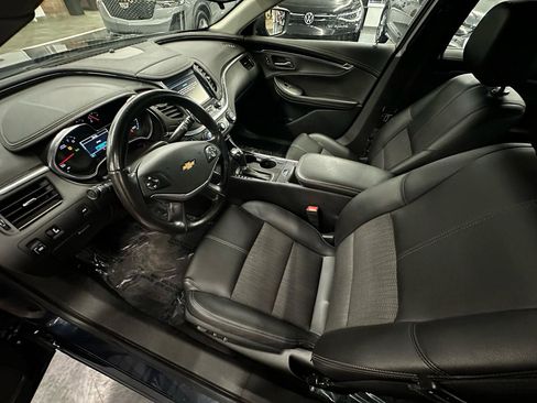 Used 2019 Chevrolet Impala LT image 12