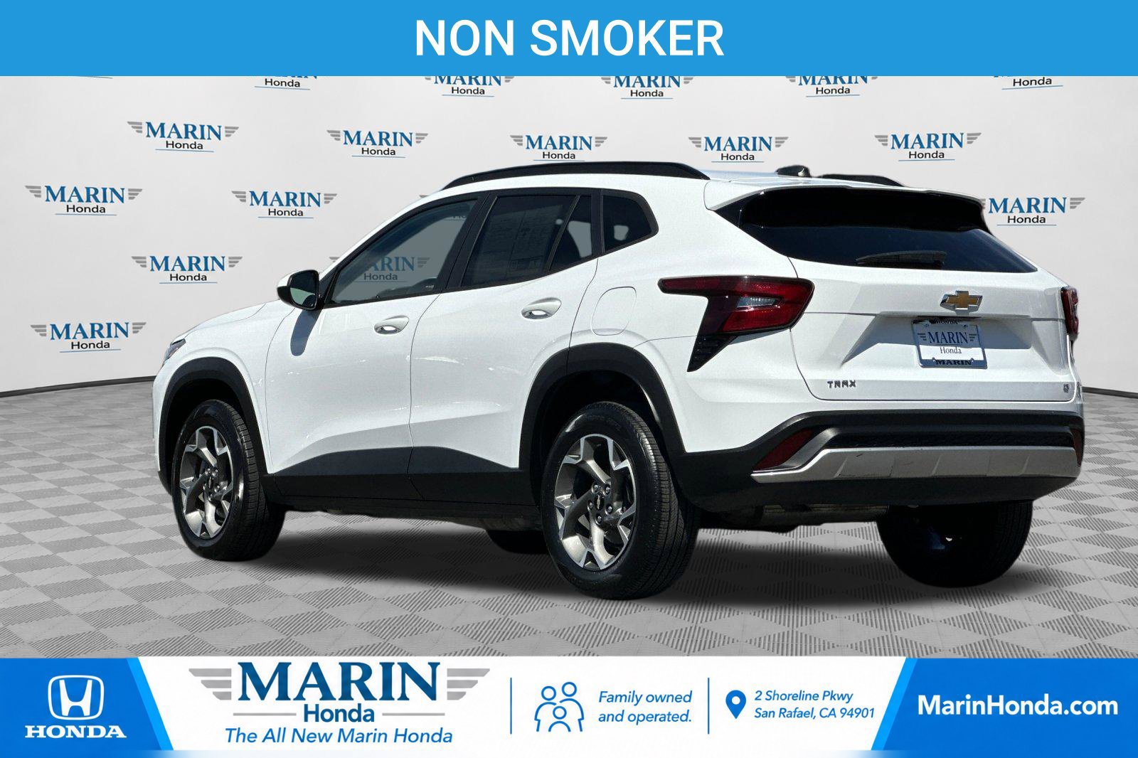Used 2025 Chevrolet Trax LT FWD image 5