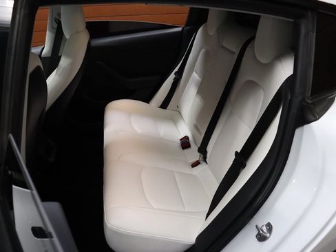 Used 2023 Tesla Model 3 Standard Range image 39