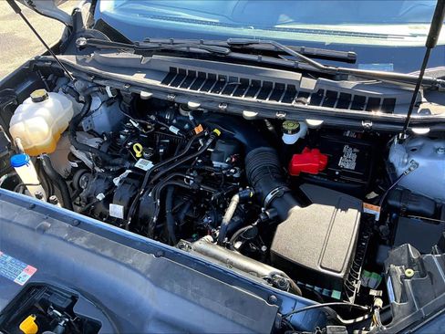 Used 2024 Ford Edge SEL image 35