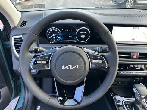 New 2026 Kia Seltos EX image 38