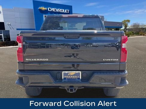 Used 2023 Chevrolet Silverado 1500 Custom AWD/4WD image 26