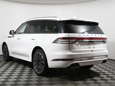Used 2024 Lincoln Aviator Black Label AWD/4WD image 9