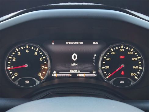 Used 2018 Jeep Renegade Limited w/ Advanced Technology Group image 12