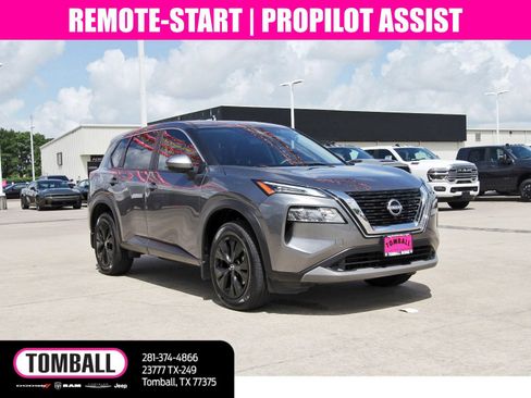 Used 2023 Nissan Rogue SV FWD image 1
