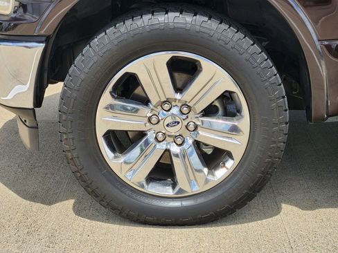 Used 2019 Ford F150 Lariat AWD/4WD image 10