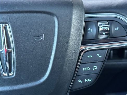 Used 2020 Lincoln Navigator L Reserve w/ Equipment Group 208A Reserve image 40