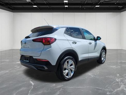 Used 2025 Buick Encore GX Preferred AWD/4WD image 5