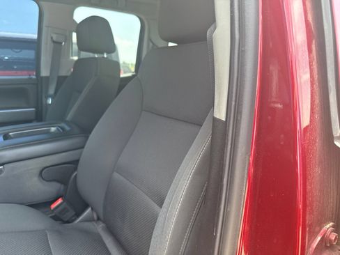 Used 2019 Chevrolet Silverado 1500 LT w/ All Star Edition AWD/4WD image 9