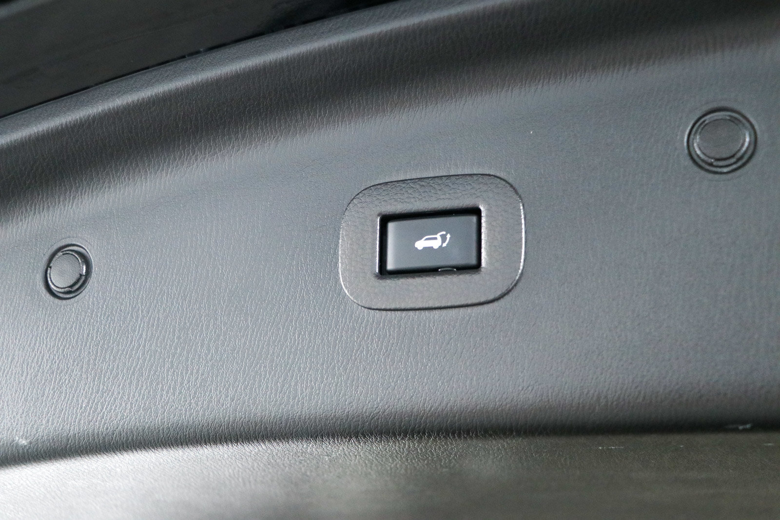 Used 2023 INFINITI QX80 Luxe w/ Cargo Package RWD image 36