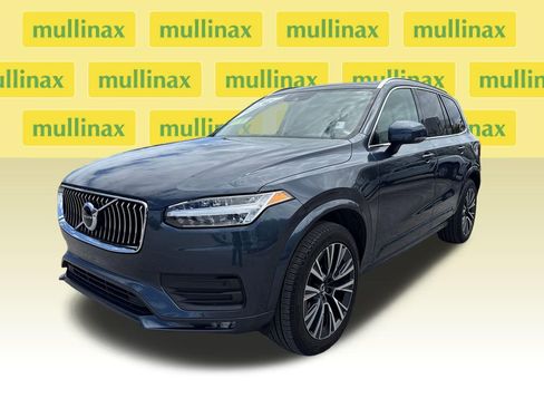 Used 2022 Volvo XC90 T5 Momentum w/ Protection Package Premier image 10