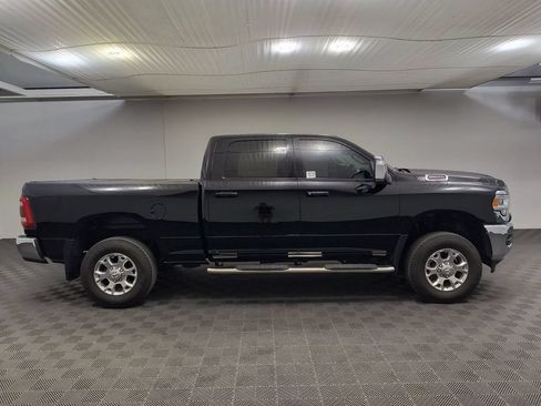 Used 2024 RAM 2500 Laramie w/ Cold Weather Group AWD/4WD image 8