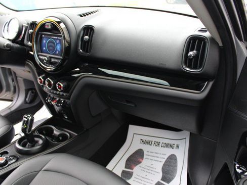 Used 2020 MINI Cooper Countryman w/ Storage Package FWD image 26