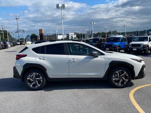 Used 2024 Subaru Crosstrek 2.0i Premium AWD/4WD image 6