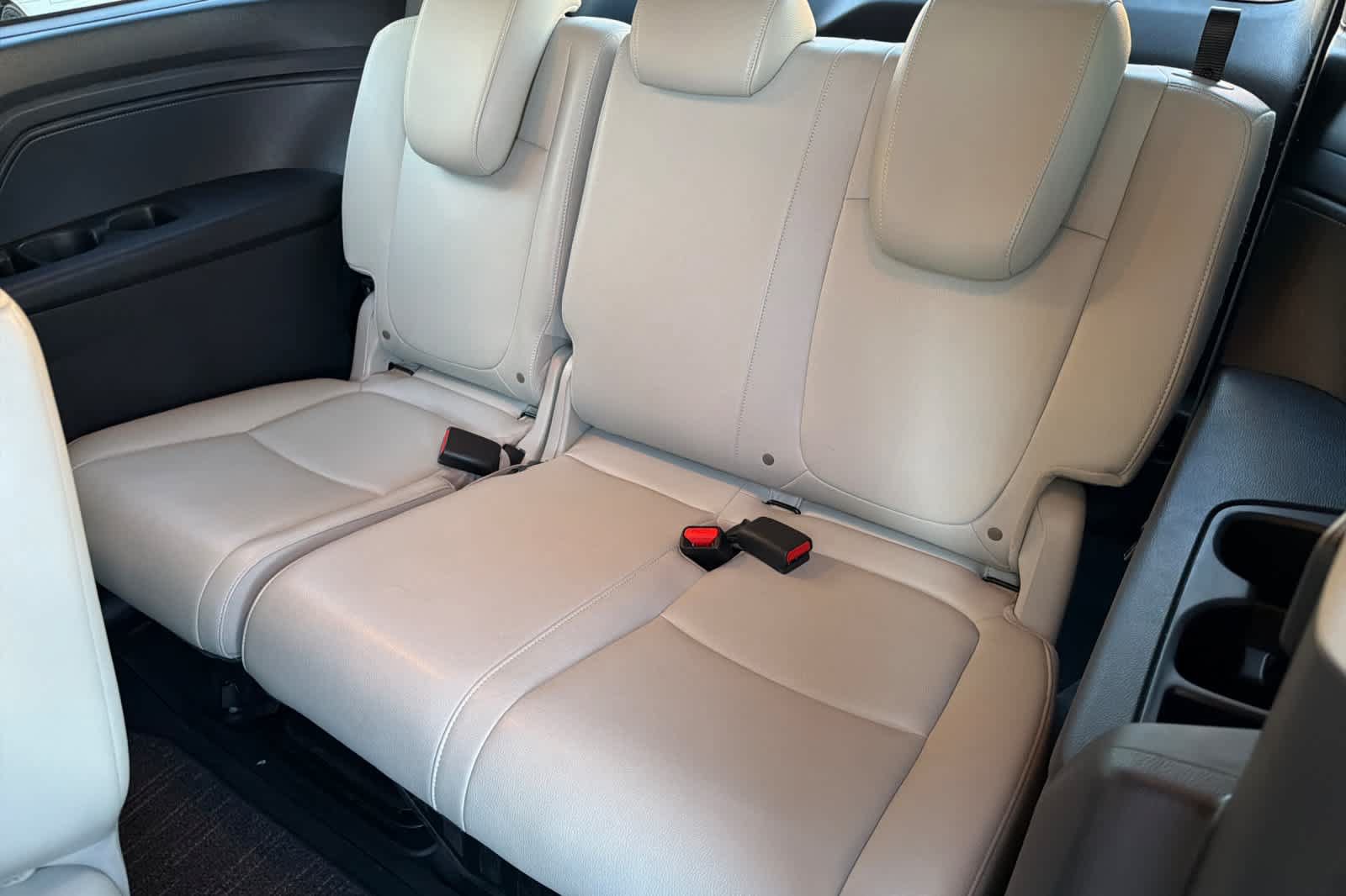Used 2025 Honda Odyssey EX-L image 17