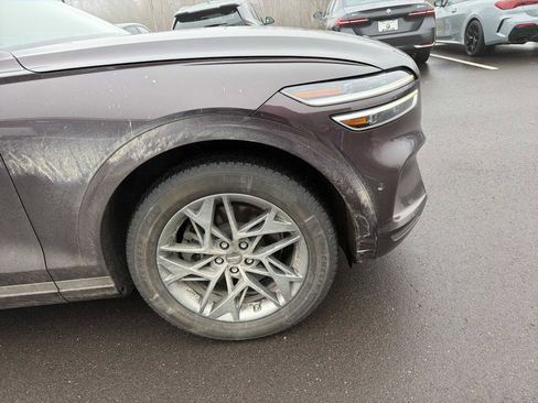 Used 2022 Genesis GV70 2.5T w/ Advanced Package image 5
