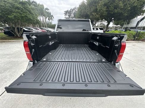 Used 2025 Toyota Tacoma SR5 image 22