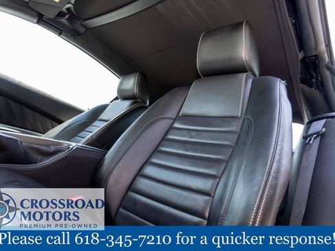 Used 2010 Ford Mustang Convertible RWD image 28