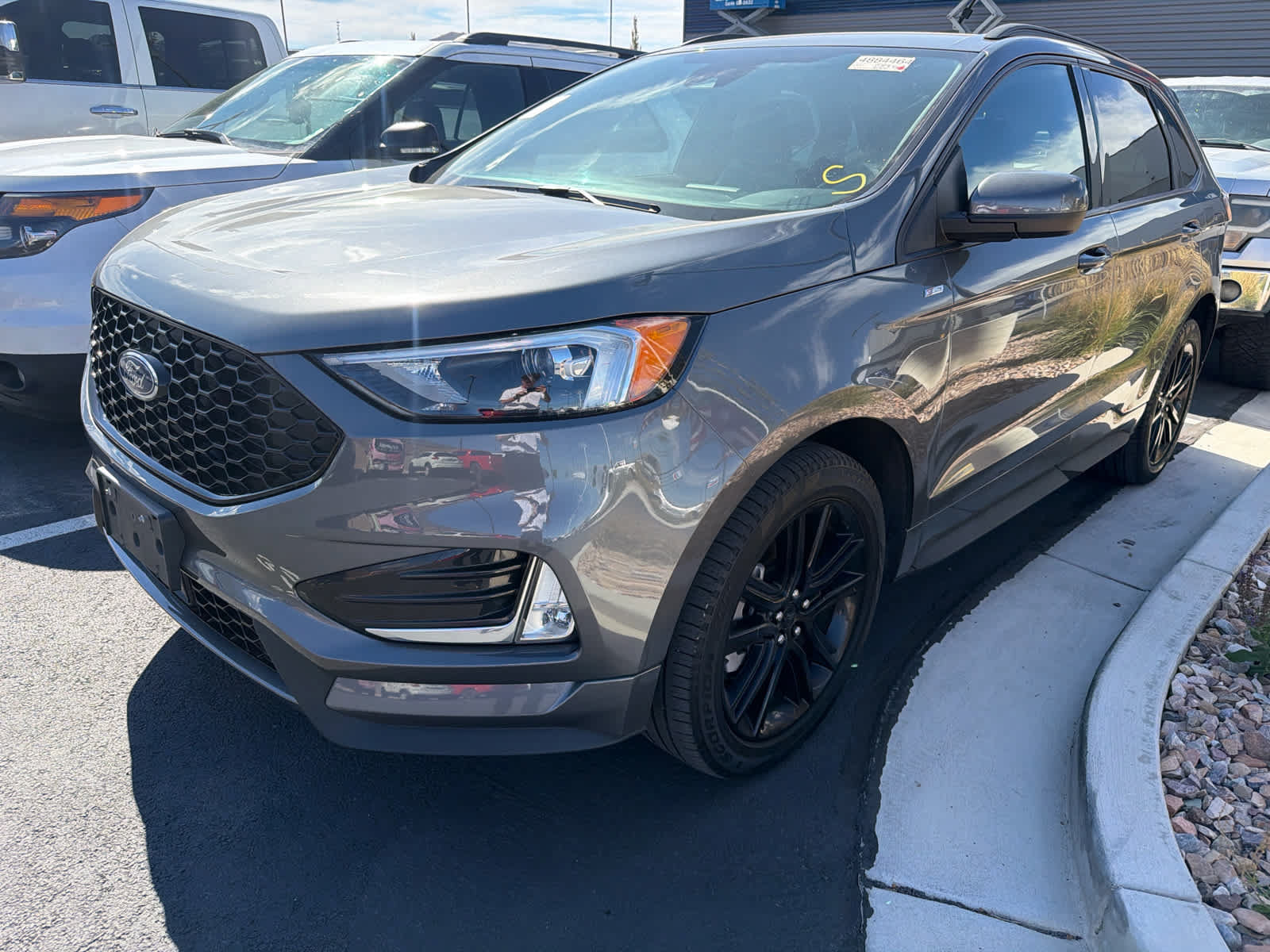 Used 2023 Ford Edge ST-Line AWD/4WD image 1