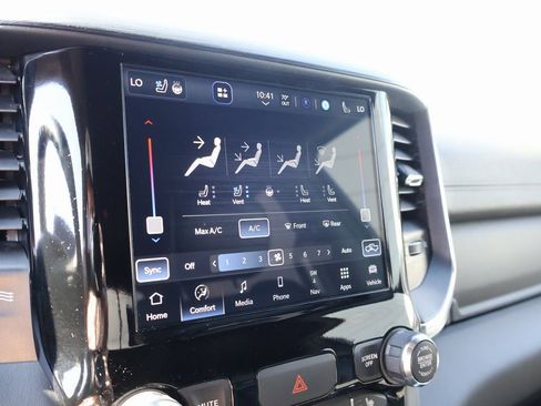 Used 2024 RAM 1500 Laramie image 33