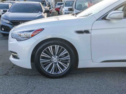 Used 2017 Kia K900 Luxury image 9
