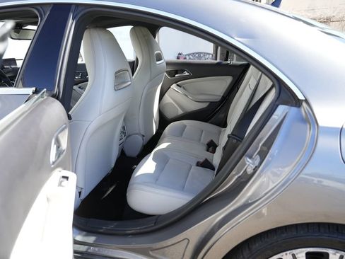 Used 2018 Mercedes-Benz CLA 250 4MATIC image 41