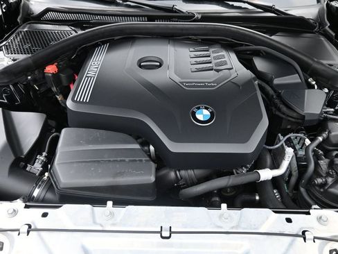 Used 2021 BMW 330i Sedan w/ Premium Package RWD image 18