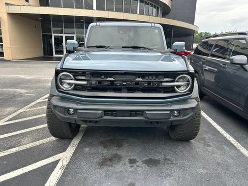 Used 2024 Ford Bronco Outer Banks w/ Sasquatch Package AWD/4WD image 2