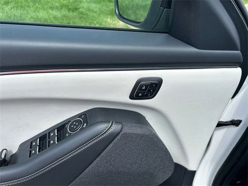 New 2025 Ford Mustang Mach-E Premium image 18